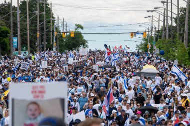 Toronto, Kanada - 9 Haziran 2024: UJA (Birleşik Yahudi Temyiz) İsrail için yürüyüş Toronto etkinliği 