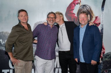 Toronto, Kanada - 31 Ağustos 2024: Thomas Vencelides, Eric Birnberg, Adam MacDonald, Tom Walden Scotiabank Tiyatrosu 'ndaki Out Come The Wolves gösterimine katıldı