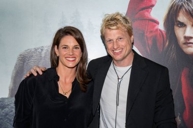 Toronto, Kanada - 31 Ağustos 2024: Missy Peregrym, Adam MacDonald Scotiabank Tiyatrosu 'ndaki Out Come The Wolves gösterimine katıldı