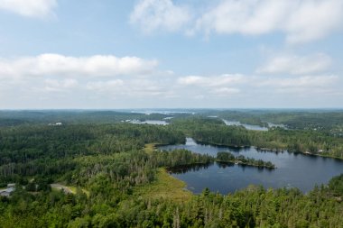 Temagami, Ontario 'daki Temagami Ateş Kulesi' nden Temagami görüntüsü
