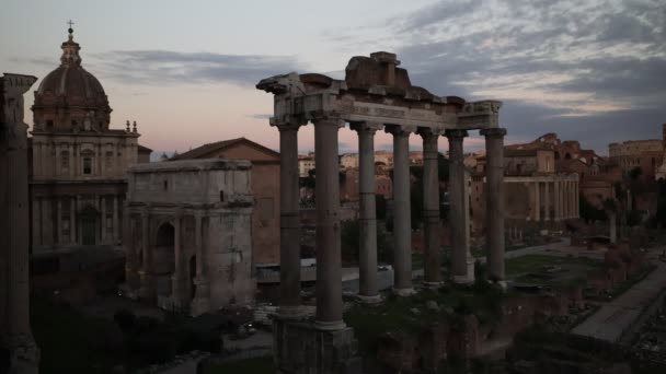 Het Forum Romanum Tijdens Zonsondergang Oude Romeinse Ruïnes — Stockvideo