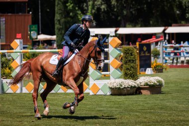 Roma, İtalya. 27 Mayıs 2023. Michael Cristofoletti (ITA) 90 CSIO ROMA 2023, CSIO5 Uluslar Kupası - 1.55m - 110.000 EUR - LORO PIANA TROPHY, Roma, İtalya Piazza di Siena 'da.