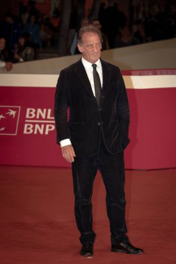 Roma, İtalya - 25 Ekim: Vincent Lindon 18. Roma Film Festivali sırasında Oditoryum Parco Della Musica 'da kırmızı halıya katıldı.