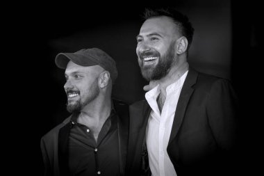 Roma, İtalya - 29 Ekim 2023: Yönetmenler Alessandro Tonda ve Ciro D 'Emilio, 18. Roma Film Festivali sırasında Auditorium Parco Della Musica' da yapılan SuburraEterna filmi için kırmızı halıya katıldılar.
