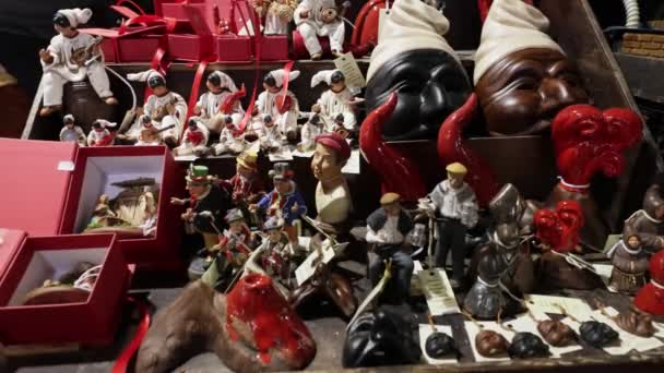 Nápoly Olaszország 2023 December Stall Display Traditional Neapolitan Objects Including — Stock videók