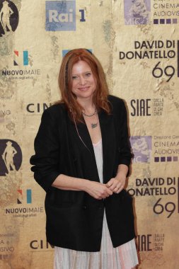 Roma, İtalya - 3 Mayıs 2024: Susanna Nicchiarelli, İtalya 'daki Cinecitta Stüdyoları' nda düzenlenen David di Donatello 2024 ödül törenine katıldı..