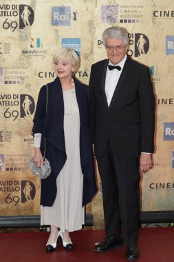 Roma, İtalya - 3 Mayıs 2024: Milena Vukotic ve Alfredo Baldi, İtalya 'nın Cinecitta Stüdyoları' nda düzenlenen David di Donatello ödül törenine katıldılar..