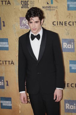 Roma, İtalya - 3 Mayıs 2024: Nicolas Maupas, İtalya 'daki Cinecitta Stüdyoları' nda düzenlenen David di Donatello 2024 ödül törenine katıldı..