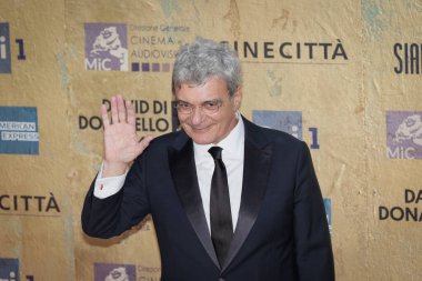 Roma, İtalya - 3 Mayıs 2024: Mario Martone, İtalya 'daki Cinecitta Stüdyoları' nda düzenlenen David di Donatello 2024 ödül törenine katıldı..