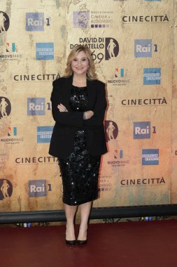 Roma, İtalya - 3 Mayıs 2024: Serena Bortone, İtalya 'da Cinecitta Stüdyoları' nda düzenlenen David di Donatello 2024 ödül törenine katıldı..