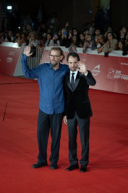 Roma, İtalya - 16 Ekim 2024: Andrea Segre ve Elio Germano, 19. Roma Film Festivali sırasında Parco Della Musica 'da düzenlenen 