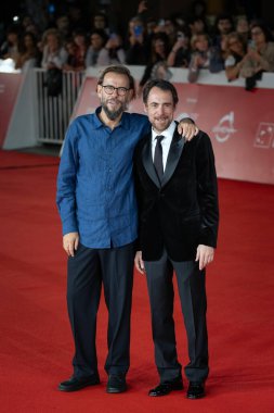Roma, İtalya - 16 Ekim 2024: Andrea Segre ve Elio Germano, 19. Roma Film Festivali sırasında Parco Della Musica 'da düzenlenen 