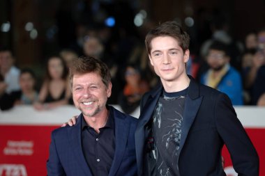 Roma, İtalya - 18 Ekim 2024: Claudio Gioe 've Elia Nuzzolo, 18 Ekim 2024' te İtalya 'nın başkenti Roma' da düzenlenen 19. Roma Film Festivali sırasında 