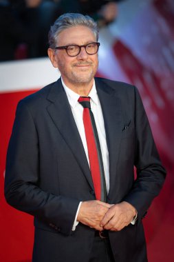 Roma, İtalya - 26 Ekim 2024: Sergio Castellitto, 19. Roma Uluslararası Film Festivali sırasında Oditoryum Parco della Musica 'da kırmızı halıya katıldı.