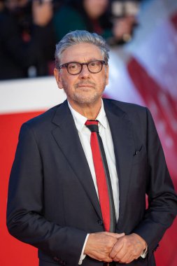 Roma, İtalya - 26 Ekim 2024: Sergio Castellitto, 19. Roma Uluslararası Film Festivali sırasında Oditoryum Parco della Musica 'da kırmızı halıya katıldı.