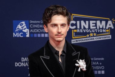 Roma, İtalya - 7 Mayıs 2025: Timothee Chalamet, 70. David Di Donatello Cinecitta Stüdyoları sırasında 7 Mayıs 2025 'te İtalya' nın başkenti Roma 'da kırmızı halıya katıldı..