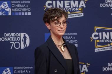 Roma, İtalya - 7 Mayıs 2025: Margherita Ferri, 70. David Di Donatello Cinecitta Stüdyoları sırasında 7 Mayıs 2025 'te İtalya' nın başkenti Roma 'da kırmızı halıya katılır..