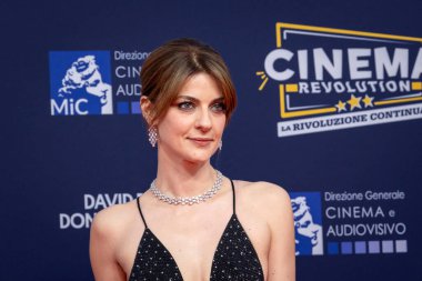 Roma, İtalya - 7 Mayıs 2025: Barbara Ronchi, 70. David Di Donatello Cinecitta Stüdyoları 'nda 7 Mayıs 2025' te İtalya 'nın başkenti Roma' da kırmızı halıya katıldı..