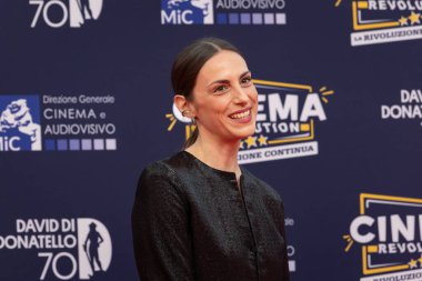 Roma, İtalya - 7 Mayıs 2025: Giulia Grandinetti, 70. David Di Donatello Cinecitta Stüdyoları 'nda 7 Mayıs 2025' te Roma, İtalya 'da kırmızı halıya katıldı..
