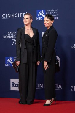 Roma, İtalya - 7 Mayıs 2025: Valentina Visintin ve Alessandra Vita, Cinecitta Stüdyoları 'ndaki 70..