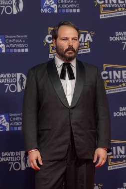 Roma, İtalya - 7 Mayıs 2025: Edgardo Pistone, Cinecitta Studios 'taki 70. David Di Donatello sırasında kırmızı halıya katıldı