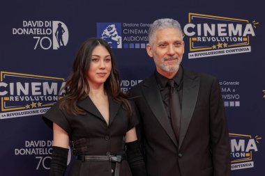 Roma, İtalya - 7 Mayıs 2025: Giuseppe Fiorello ve Anita Fiorello, Cinecitta Stüdyoları 'ndaki 70..