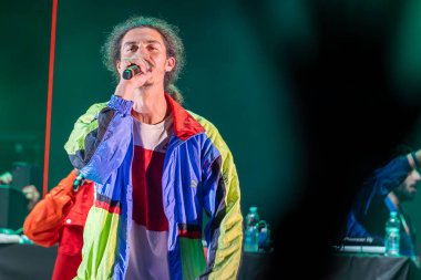 Roma, İtalya - 31 Mayıs 2025: Sud Sound System grubu Parco degli Acquedotti 'de düzenlenen ücretsiz müzik etkinliği sırasında sahne aldı.