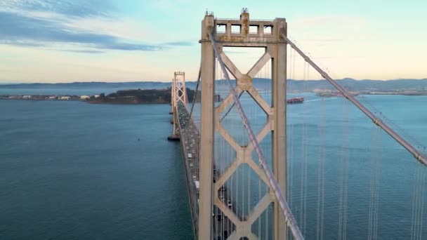 San Francisco City Skyline Bay Bridge Hava Aracı Altın Güneş — Stok video