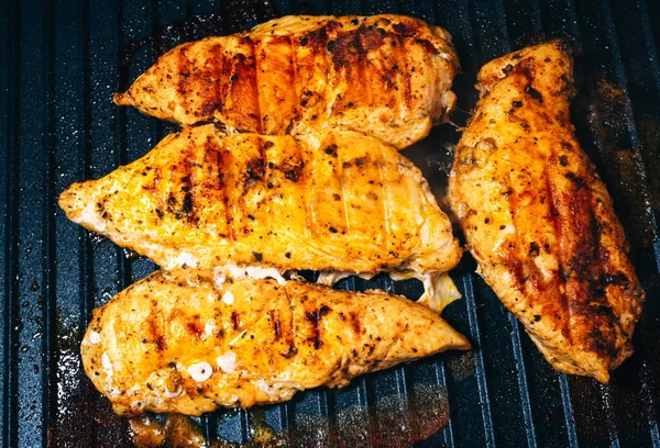 Delicious Juicy Chicken Steak Seasoned Herbs Spices Fried Grill Barbecue — Stockfoto