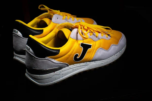 Kiev Ukraine Maj 2023 Joma 367 Yellow Sneakers Löpande Sportskor — Stockfoto