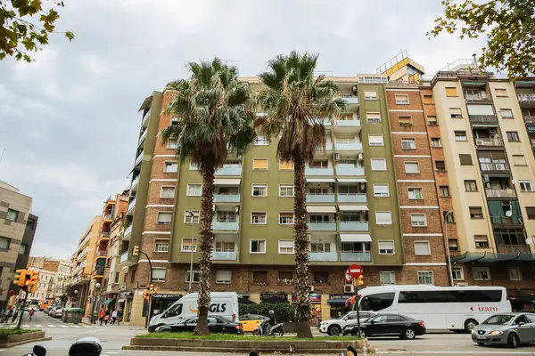 stock image BARCELONA, SPAIN - OCTOBER 15, 2018: Modern Spanish streets in Barcelona. City life.