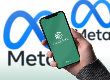 Pakistan, Karaçi - Temmuz 12023: ChatGPT 'nin web sitesi iPhone' da görüldü. Open ai Chatgpt meta OpenAI tarafından geliştirilen bir sohbet robotudur ve OpenAI 'ın büyük dil modellerinden oluşan GPT-4 ailesinin üzerine inşa edilmiştir..