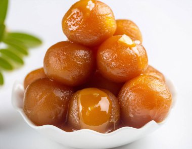 Şuruplu Gulab Jaman. Oluşturulmuş