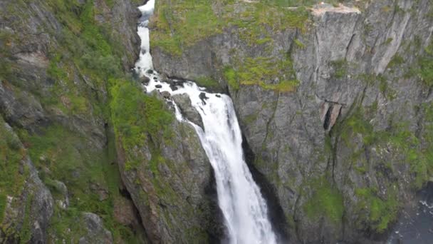Водопад Горах Наружная Природа Норвегии — стоковое видео
