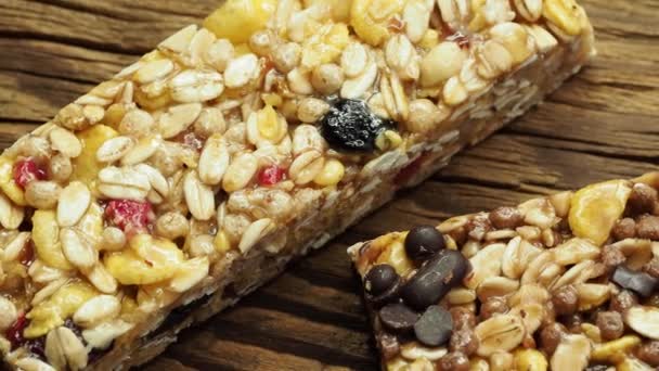 Cereal Superfood Energy Bars Almond Nuts Dry Fruits Raisins Chocolate — Stok video