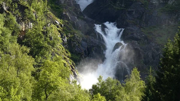 Vattenfall Folgefonnas Nationalpark Norge — Stockfoto