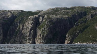 Dağlık arazi ve fiyort, Norveç