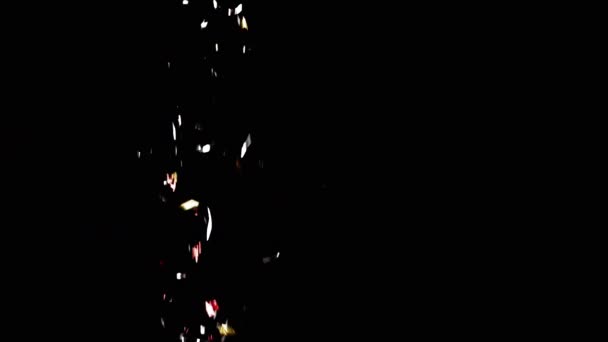 Heldere Glanzende Deeltjes Van Confetti Sequins Langzaam Vallen Zwarte Achtergrond — Stockvideo