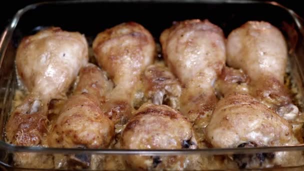 Gebratene Knusprige Chicken Legs Ofen Gebackenes Schienbein Der Heimischen Küche — Stockvideo