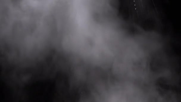Exploze Smíšených Částic Vodní Páry Kouř Izolovaný Černém Pozadí Ledový — Stock video