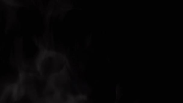 Rostoucí Rozmazané Bílé Mraky Páry Kouře Ledové Husté Mlhy Černém — Stock video