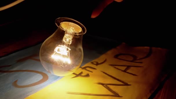 Male Reading Text Stop War Ukrainian Flag Light Lamp Dark — Vídeo de Stock