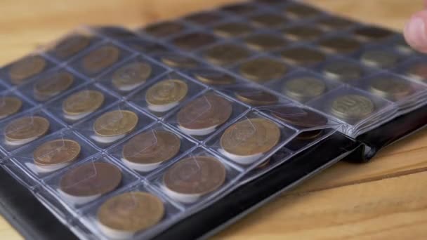 Hands Leafing Pages Numismatic Album Old Soviet Ussr Coins Inglés — Vídeos de Stock