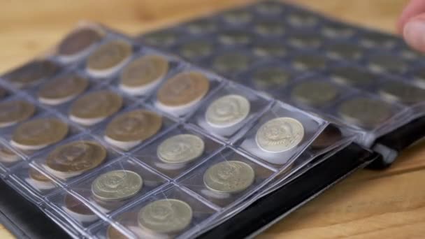 Hands Leafing Pages Numismatic Album Old Soviet Ussr Coins Zavřít — Stock video