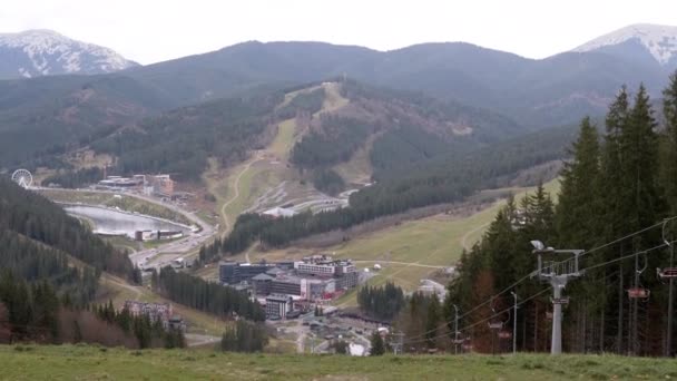 Bukovel Ucraina 2023 Veduta Panoramica Dei Carpazi Autunnali Dal Ponte — Video Stock