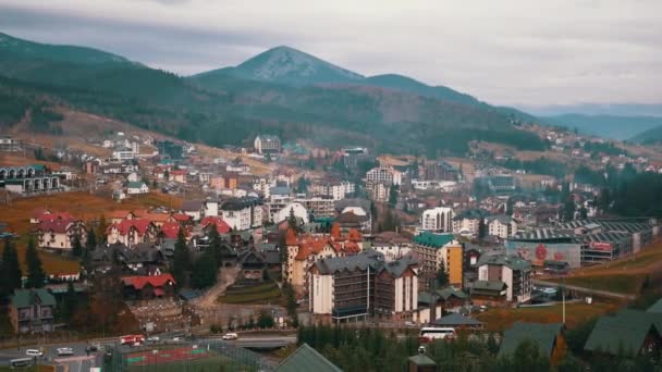 Bukovel Ukraine 2023 Vista Das Montanhas Telhados Dos Hotéis Modernos — Vídeo de Stock