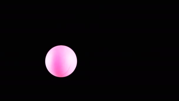 Růžový Malý Tenisový Míček Rotující Kopírovacím Prostoru Černém Pozadí Abstrakt — Stock video