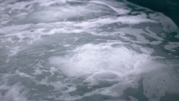 Bañera Hidromasaje Vacía Con Agua Caliente Aguas Termales Aire Libre — Vídeos de Stock