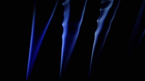 Cienkie Loki Blue Smoke Rise Wypełnij Puste Miejsce Czarnym Tle — Wideo stockowe