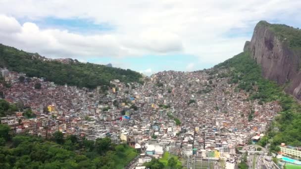 Letecký Záznam Favely Rocinha Největšího Slumu Latinské Americe Nachází Rio — Stock video